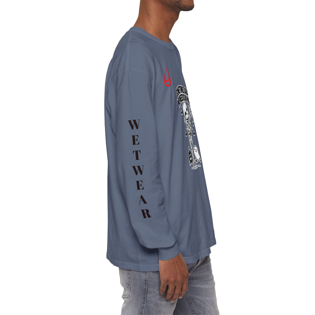 BS WETWEAR CUTE SKELETON SELF HUG HALLOWEEN LONG SLEEVE T-SHIRT