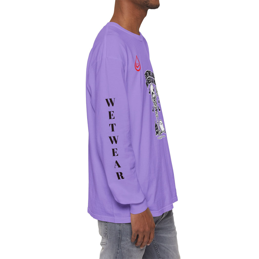BS WETWEAR CUTE SKELETON SELF HUG HALLOWEEN LONG SLEEVE T-SHIRT